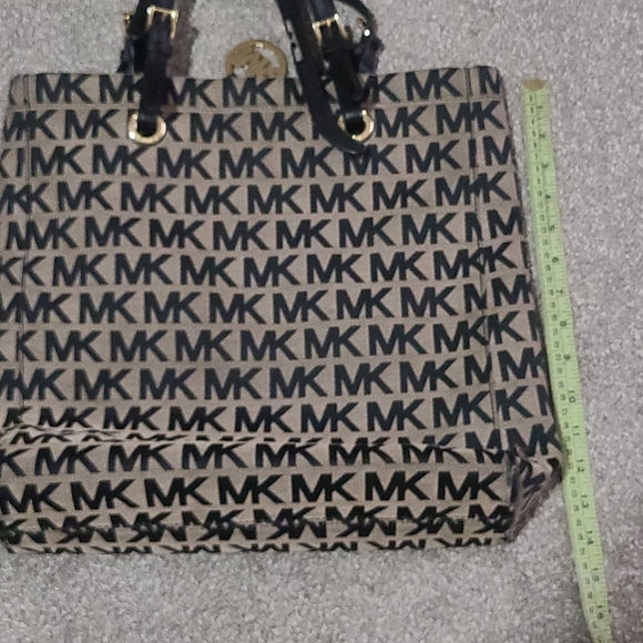 Bag - Picture 7 of 8